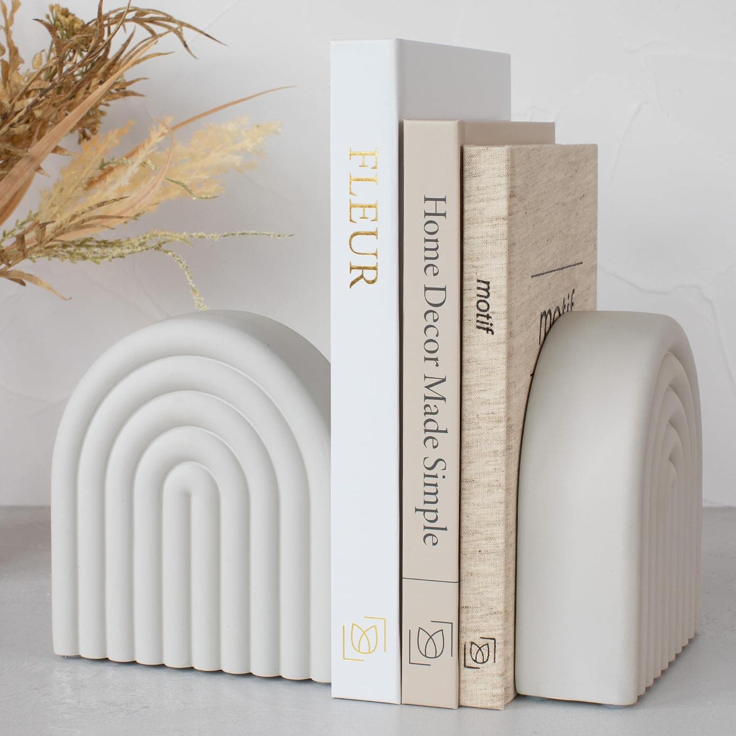 KIBAGA Concrete Bookends product photo
